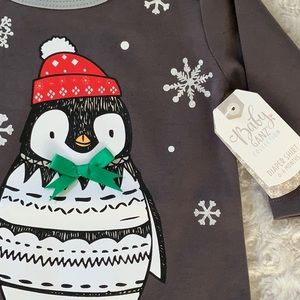 NWT Penguin 🐧 Onesie Size 0-6 months k